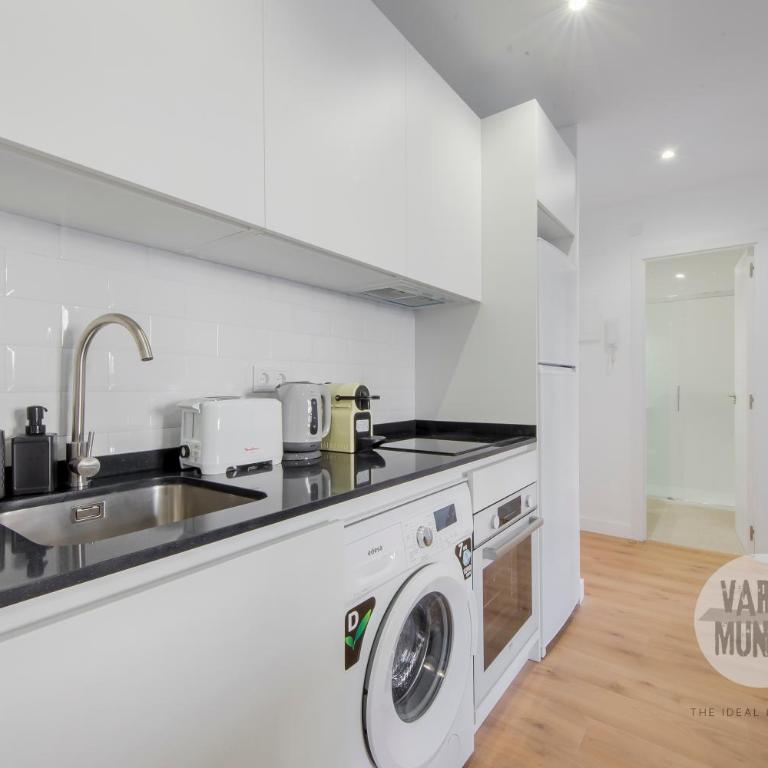 Descanso con parking para 4, vive la Latina - One-Bedroom Apartment - 24