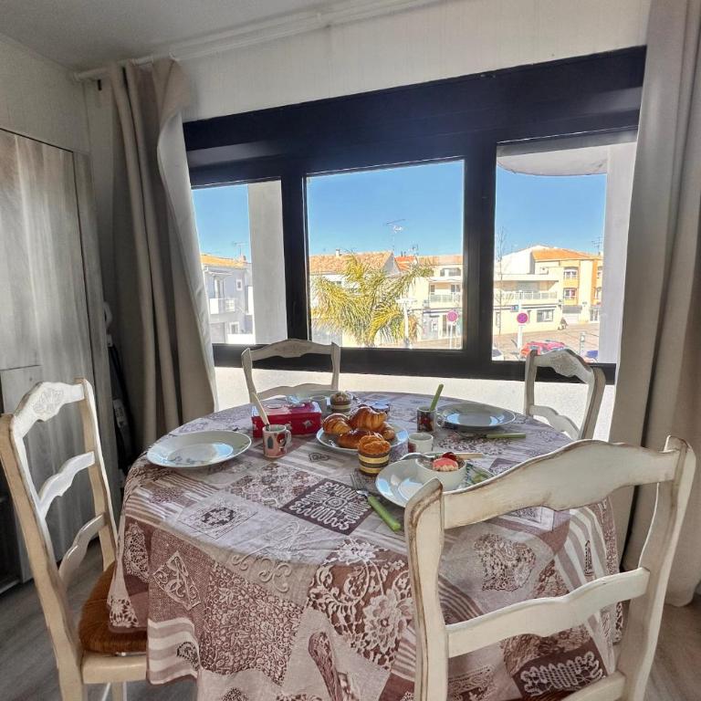 LEscapade Salée Studio cabine à 100 m plage & centre - Apartment - 9