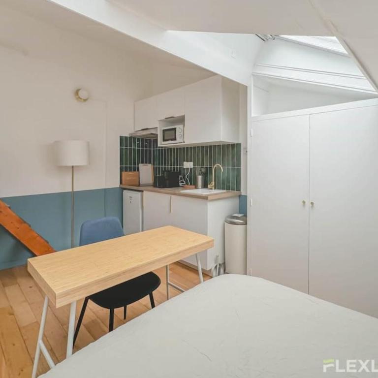 Paris 7e - Elegant Studio near Eiffel Tower & Seine - Studio - 4