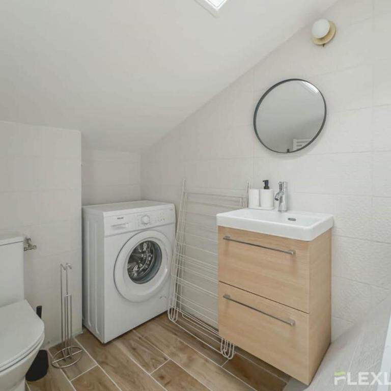 Paris 7e - Elegant Studio near Eiffel Tower & Seine - Studio - 9