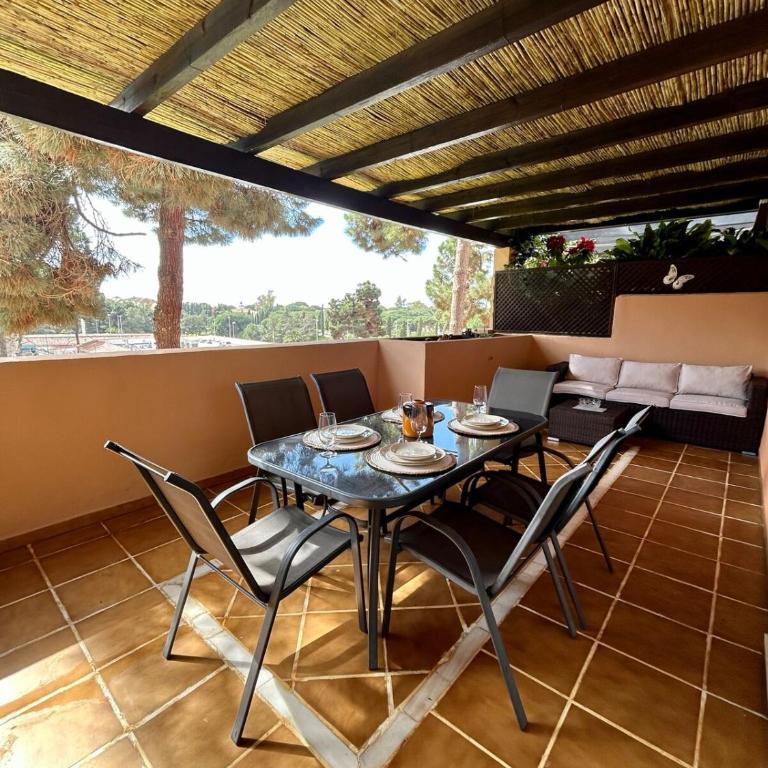 Newly Furnished Central Elviria - Apartment - 14