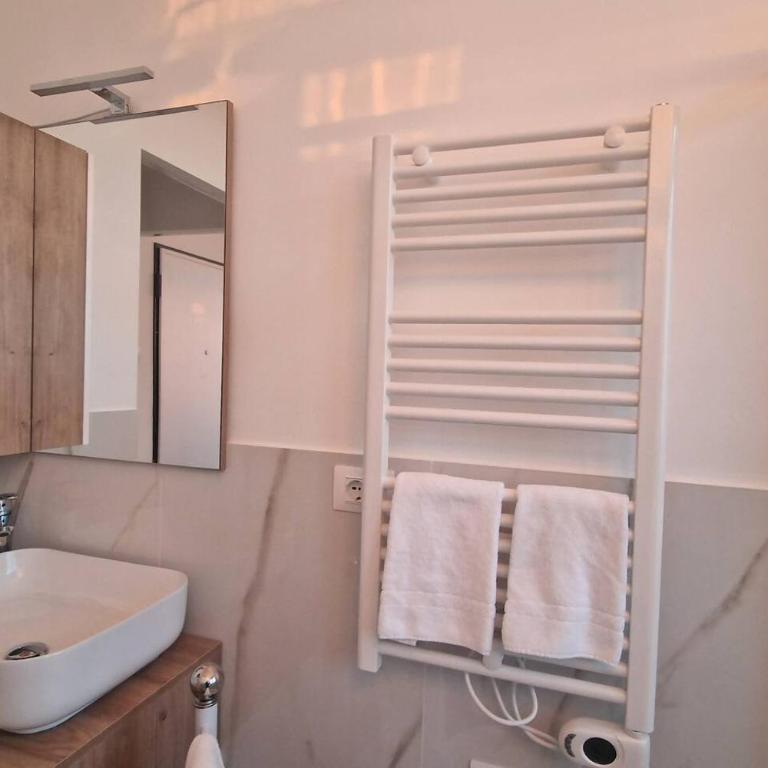 Cozy flat in Famagosta area near the Unipol Forum di Assago - Appartamento con 1 Camera da Letto - 16