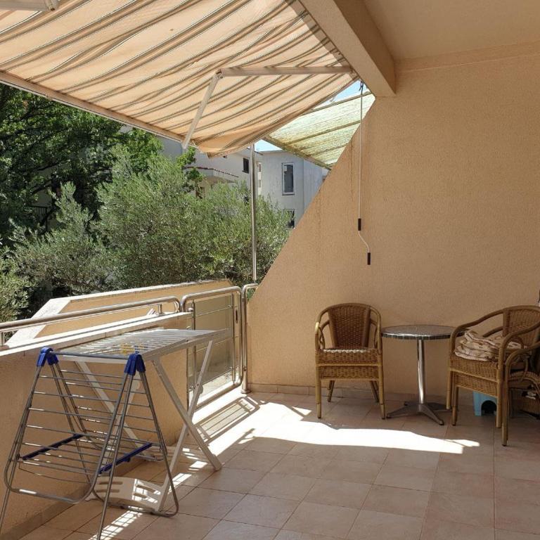Victor Apartments - Apartman s 1 Spavaćom Sobom i Terasom - 9
