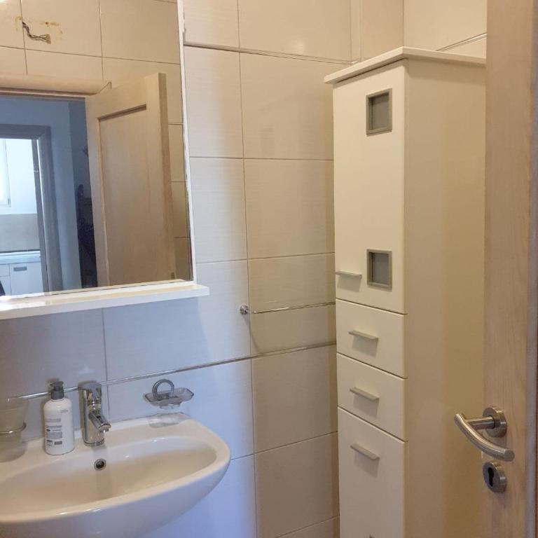 Victor Apartments - Apartman s 1 Spavaćom Sobom i Terasom - 12