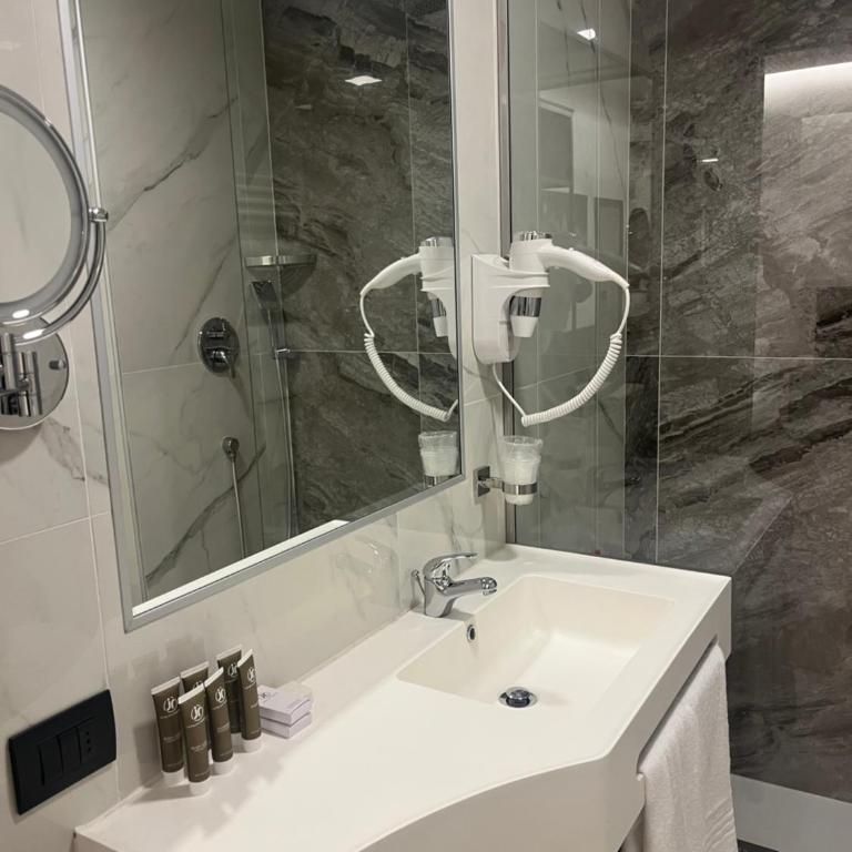 JR Hotels Bocconi Milano - Camera Singola - 1