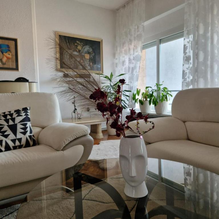 Apartman Pasha - One-Bedroom Apartment - 1