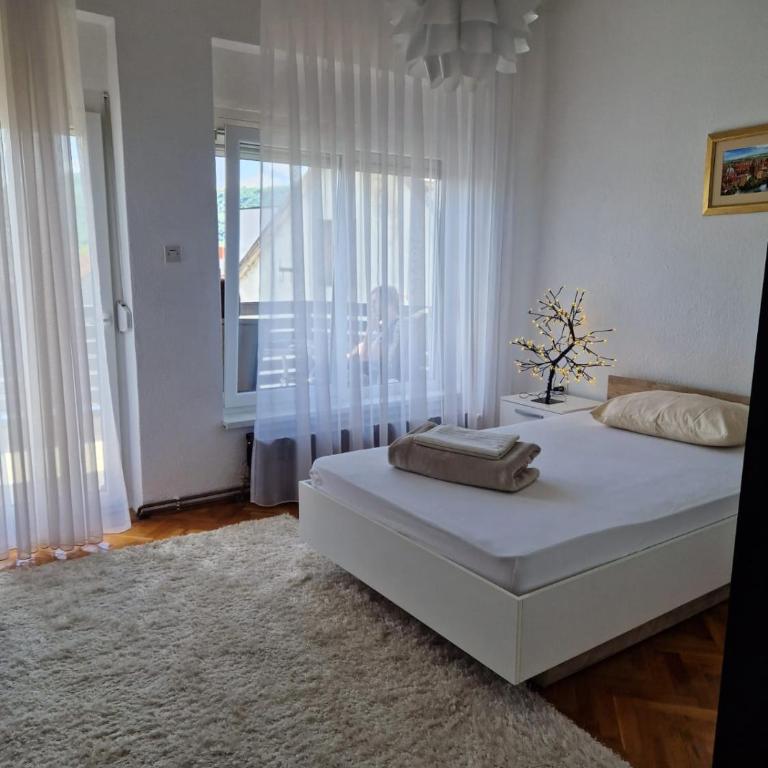 Apartman Pasha - One-Bedroom Apartment - 5