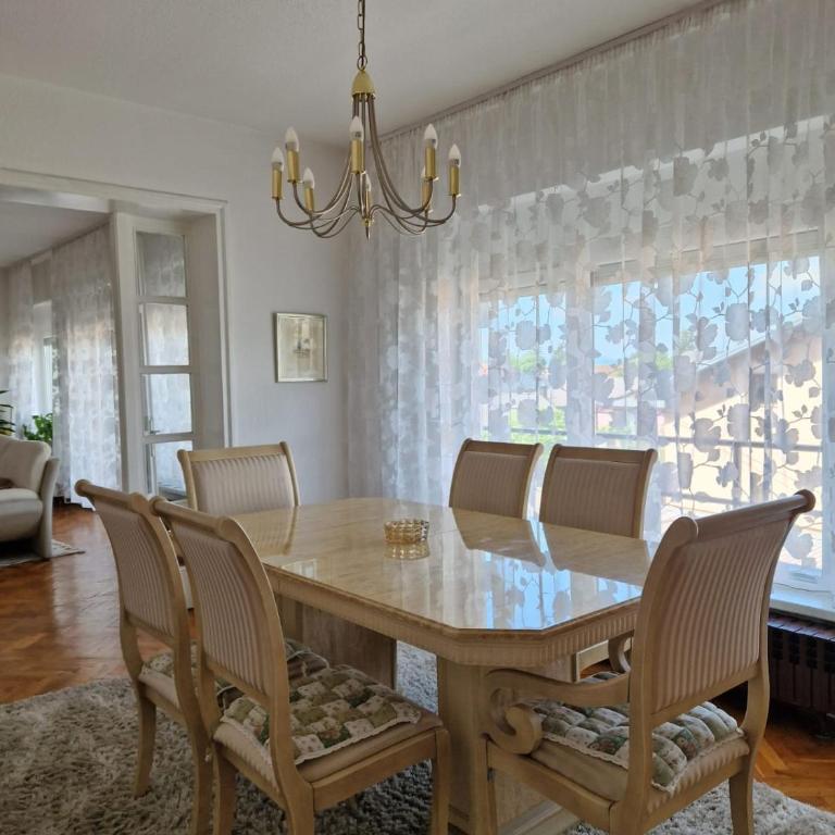 Apartman Pasha - One-Bedroom Apartment - 8