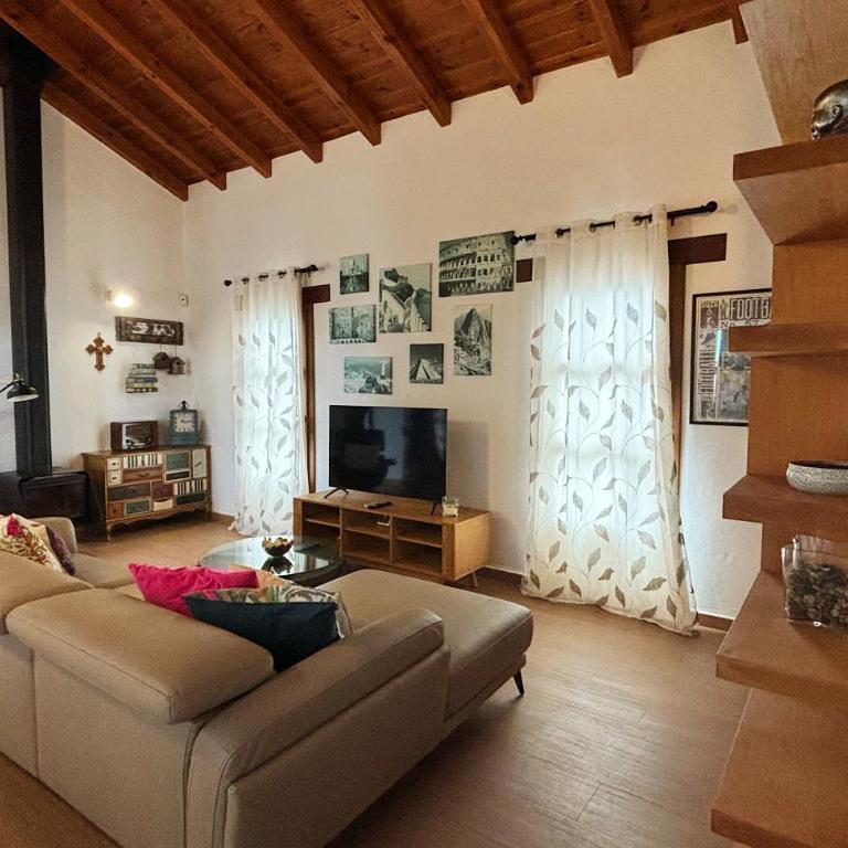Villa Volcan2 Rural Private Pool la Oliva by Holidays Home - Villa de 3 dormitorios - 7