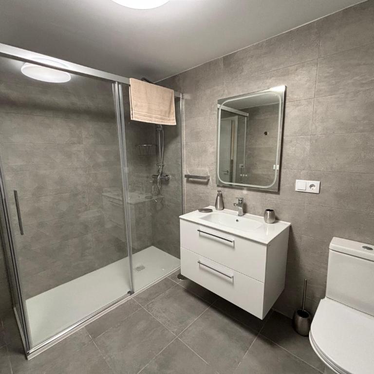 Alojamiento A Perla - Two-Bedroom Apartment - 7