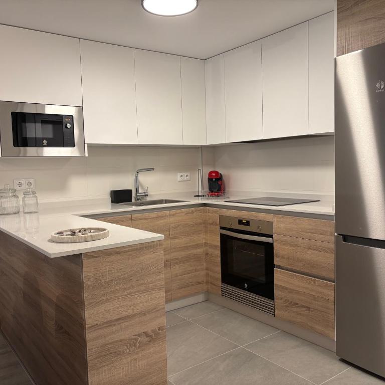 Alojamiento A Perla - Two-Bedroom Apartment - 8
