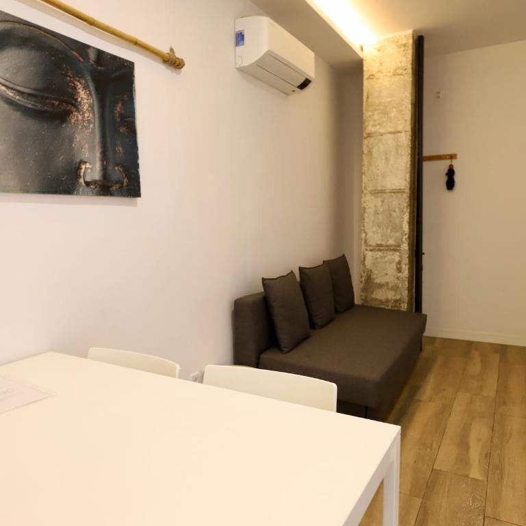 Apartamentos corazón de Chamberí - One-Bedroom Apartment - 21