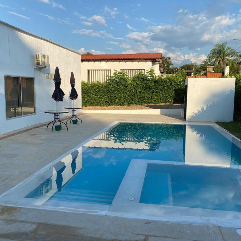 Casa Carmen de Apicala con piscina - Five-Bedroom House - 15