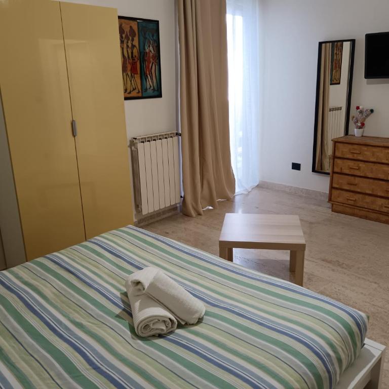 Casa vacanze Catania centro! - Two-Bedroom House - 5