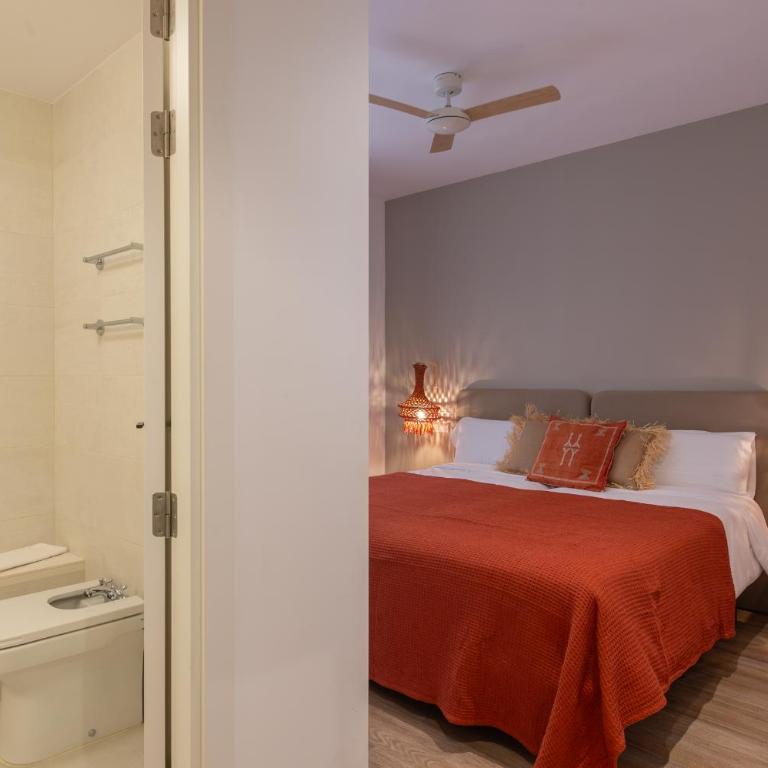 Hostal Boutique Es Portalet - Habitación doble pequeña con vistas interiores - 4