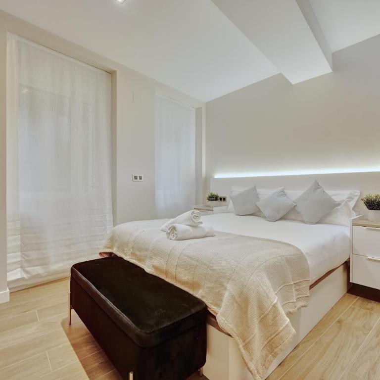 Edificio Joya by Clabao - Deluxe Studio - 1