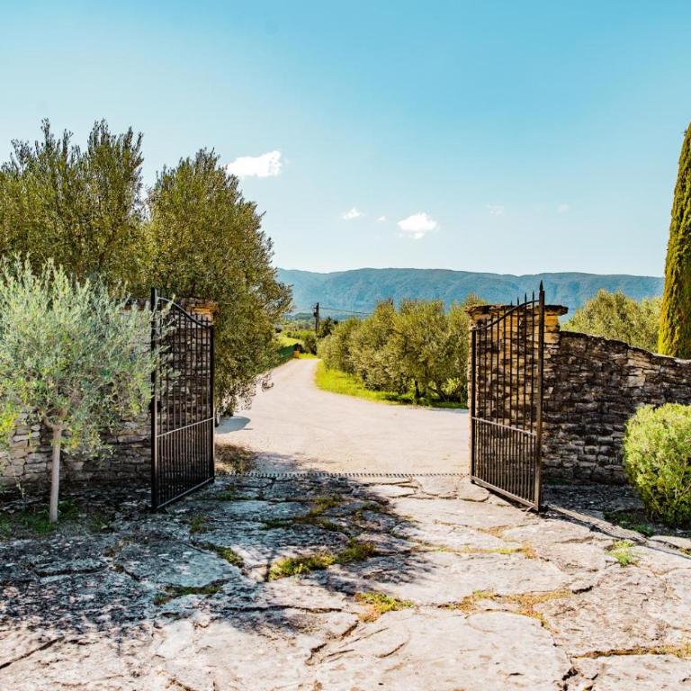 Maison de charme avec climatisation et piscine chauffée à Gordes - Two-Bedroom House - 12