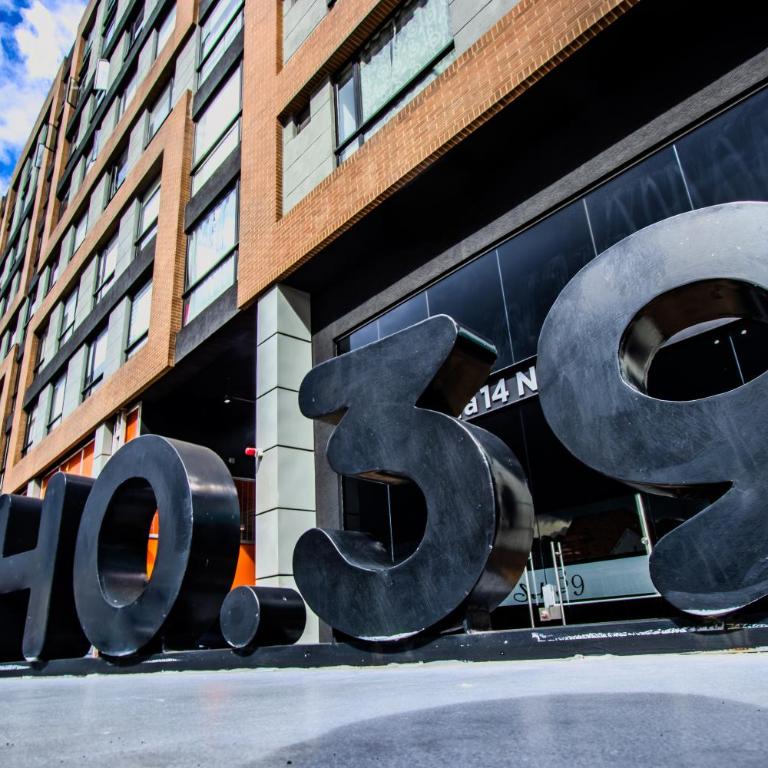 Cozy Loft in the Heart of the City - One-Bedroom Apartment - 28