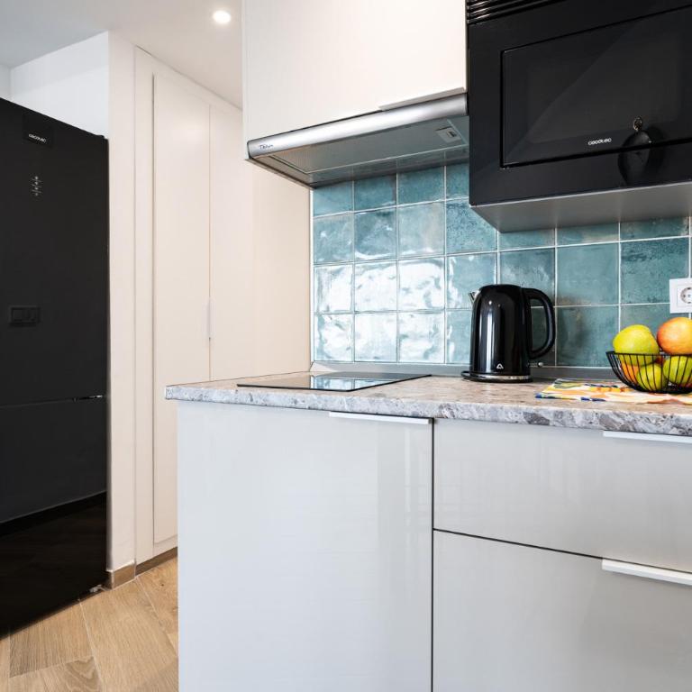 MalagaSuite Modern Studios with Pool - Apartamento con vistas - 20
