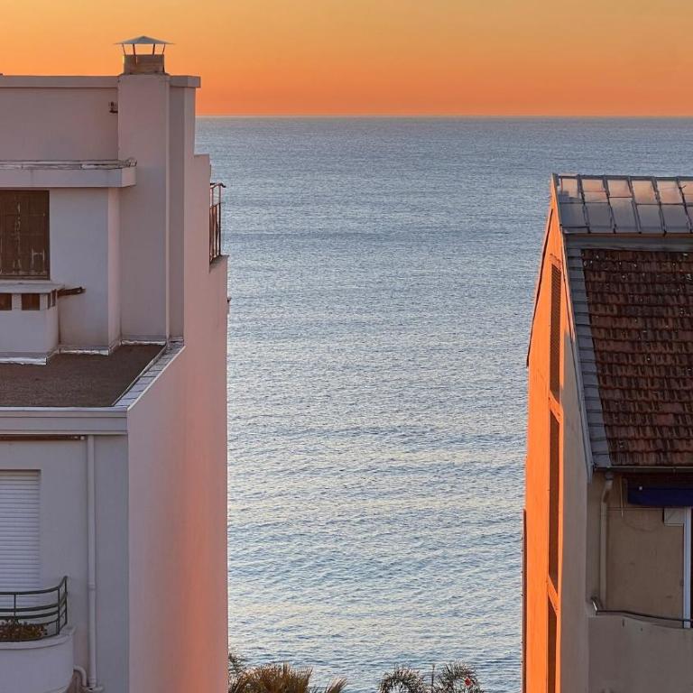 Le Sunrise - Appartement 2 Chambres avec Balcon et Vue sur la Mer - 17