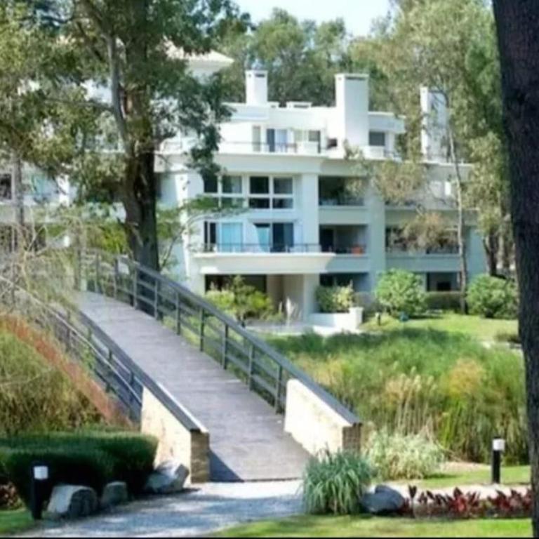 Green Park Solanas hermoso apartamento vista lago - Estudio con cama extragrande y sofá cama - 12