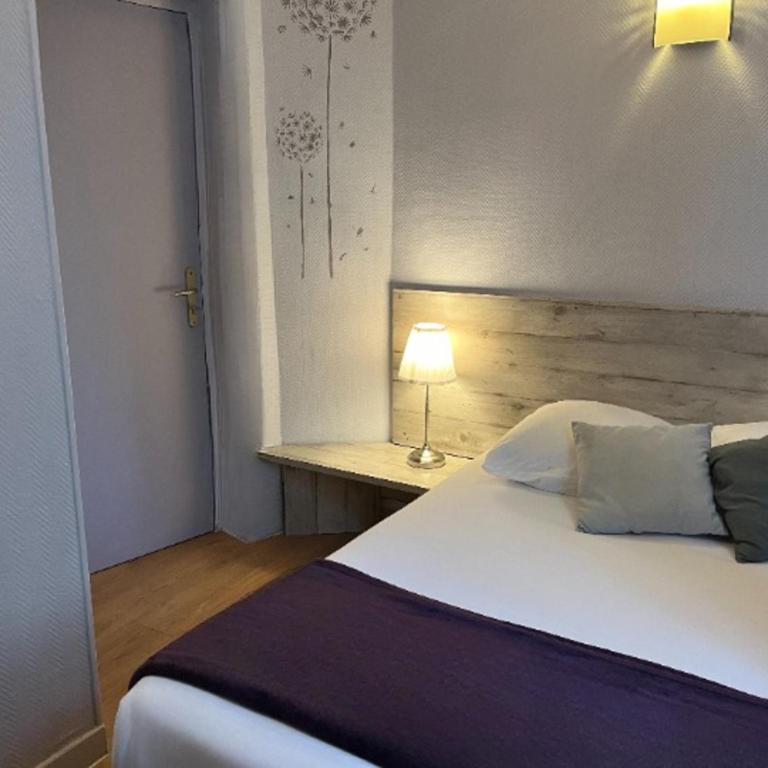Alliance Hôtel Paris - Chambre Double avec Salle de Bains Privative - 8