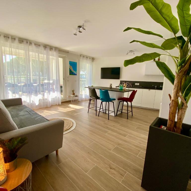 PGH N10-Terrasse, Parking Privé, 500m de la Plage - Appartamento con 2 Camere da Letto - 2