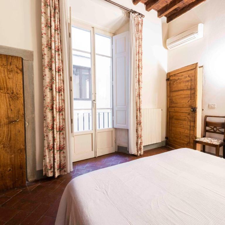 Borgo Allegri Palace By MMega - Appartamento Classic - 10