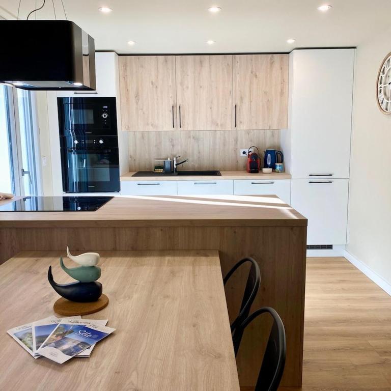 'La Perrière' Joli T2 en duplex Clim, Wifi - Apartamento de 2 dormitorios - 30