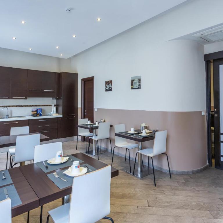 HOTIDAY Room Collection - Roma Barberini - Chambre Double ou Lits Jumeaux - 10