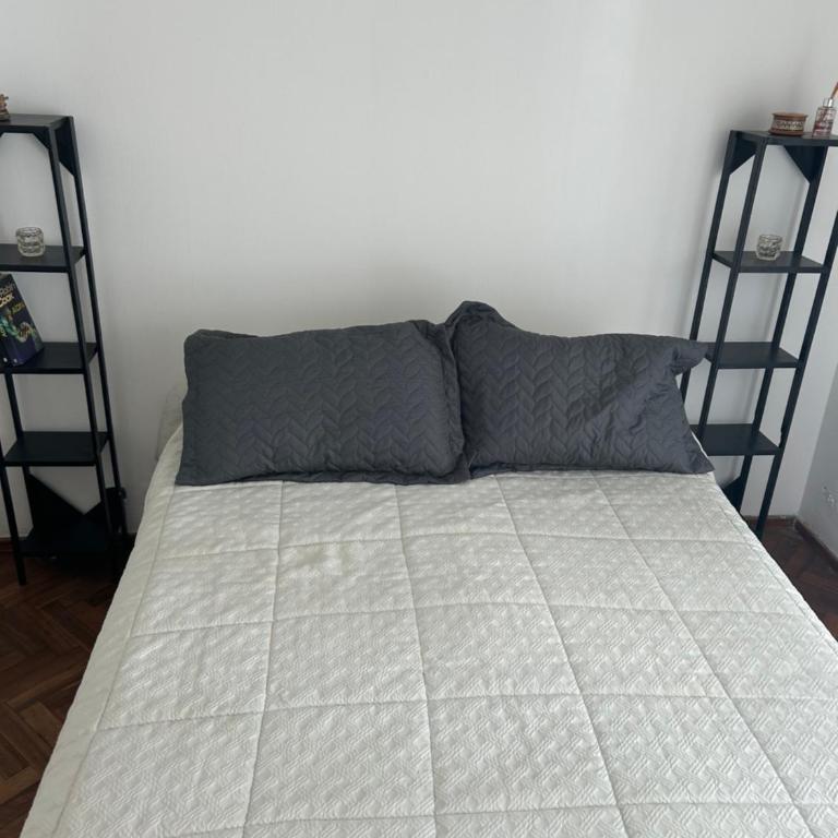 Rosario centro - Apartamento de 2 dormitorios con balcón - 14