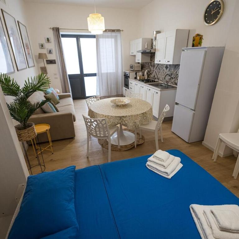 Sweet Home 1624 - center & lungomare - by Click Salento - Monolocale Deluxe - 3