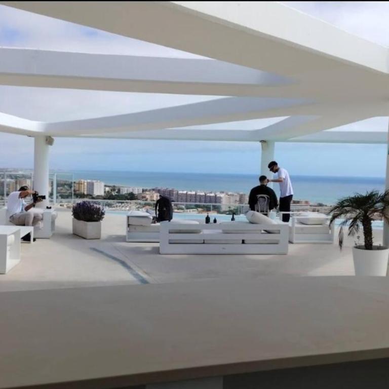 "BOUTIQUE H8" Beach Roof Terrace Infinity Pool Bar SPA Padel Swimming Pool - Apartamento de 1 dormitorio - 5