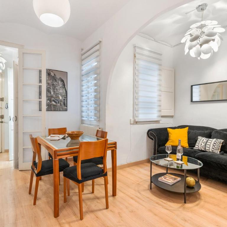 Whisper-Quiet 2BR Near Sagrada - Two-Bedroom Apartment - 3