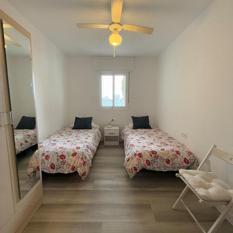 Stylish & sunny beach apartment with pool - Apartamento Deluxe de 3 dormitorios - 4