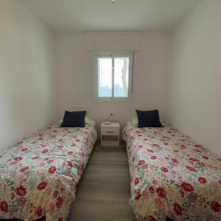 Stylish & sunny beach apartment with pool - Apartamento Deluxe de 3 dormitorios - 12