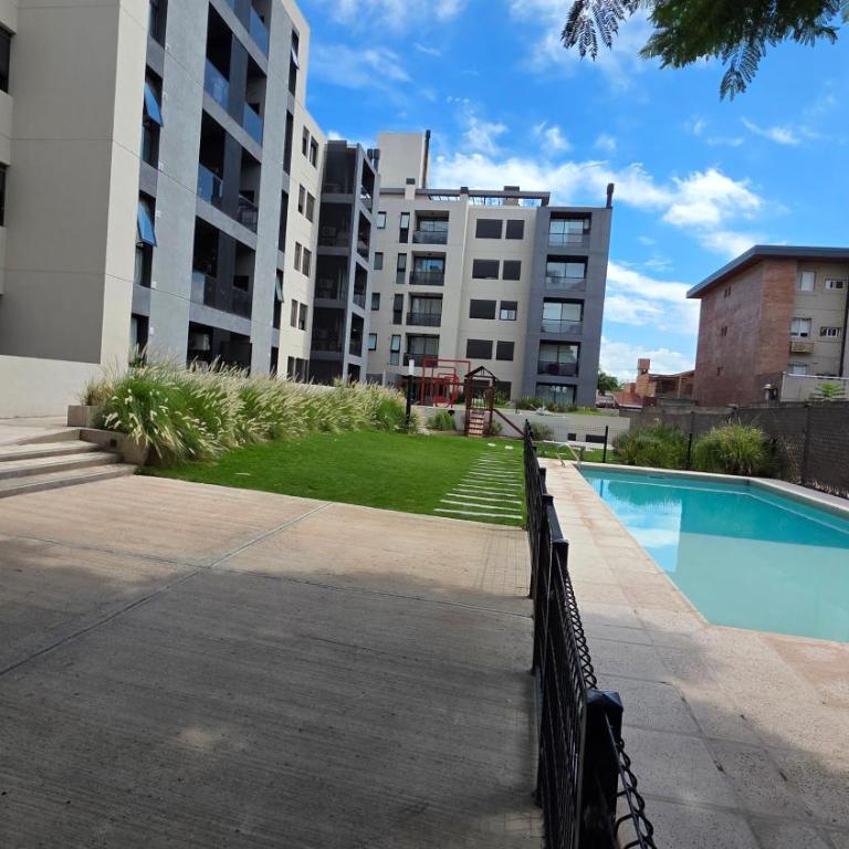 Dpto en Planta Baja Cba Cap con seguridad - Apartamento de 1 dormitorio - 5