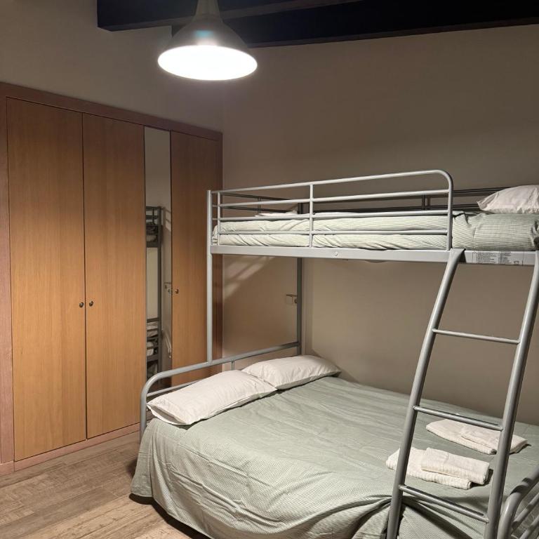 Miguelete tower & 4th FLOOR & City center and no elevator - Two-Bedroom Apartment - 5