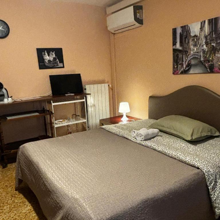My Way - Camera Singola con Bagno in Comune - 9