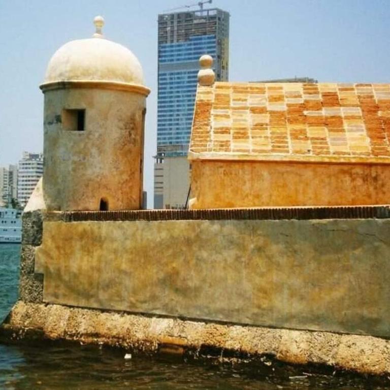 Espectacular Apto Turistico Bahia Manga - Apartamento de 2 dormitorios - 45