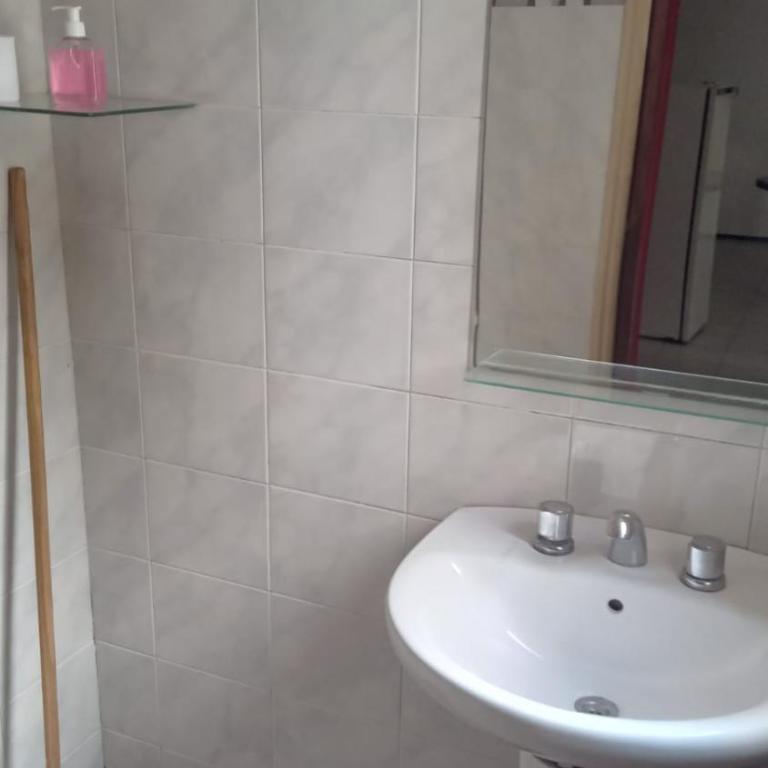 departamentos temporarios - Apartamento de 1 dormitorio - 6