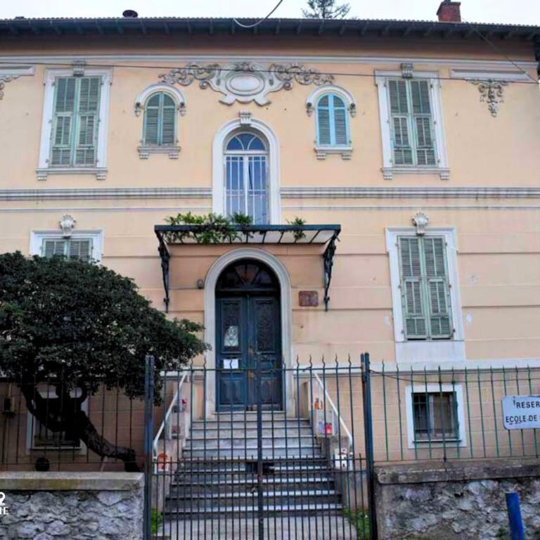 Centre-ville Proche gare - Appartement 1 Chambre - 17