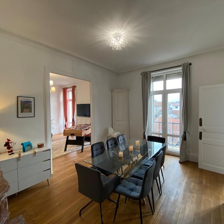 Beautiful double apt family babyfoot 2 parking - Appartement 3 Chambres - 48