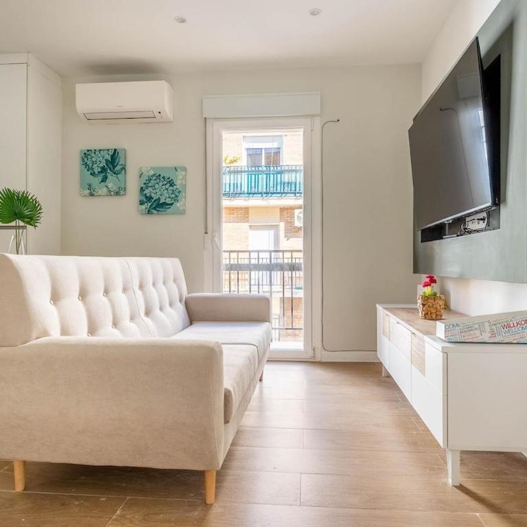 Bright Apartment Near Seville's Historic Center - Apartamento de 3 dormitorios - 1