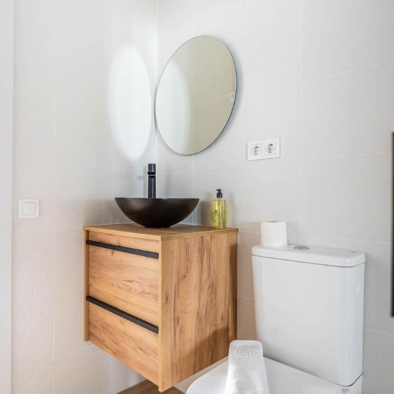 Bright Apartment Near Seville's Historic Center - Apartamento de 3 dormitorios - 5