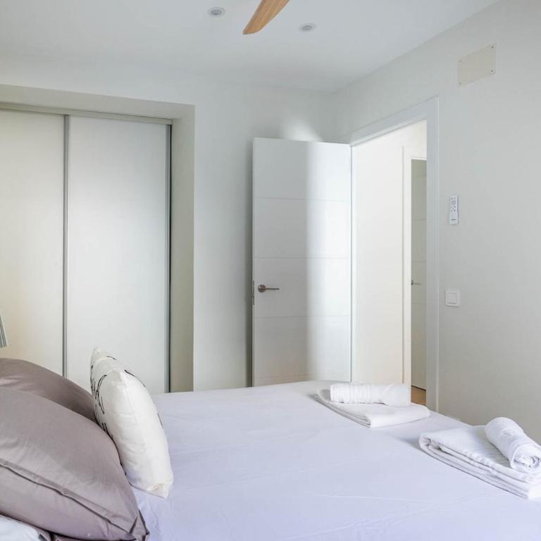 Bright Apartment Near Seville's Historic Center - Apartamento de 3 dormitorios - 10
