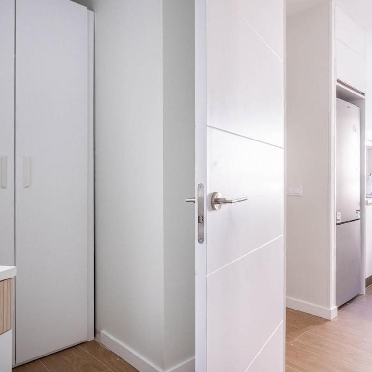 Bright Apartment Near Seville's Historic Center - Apartamento de 3 dormitorios - 21