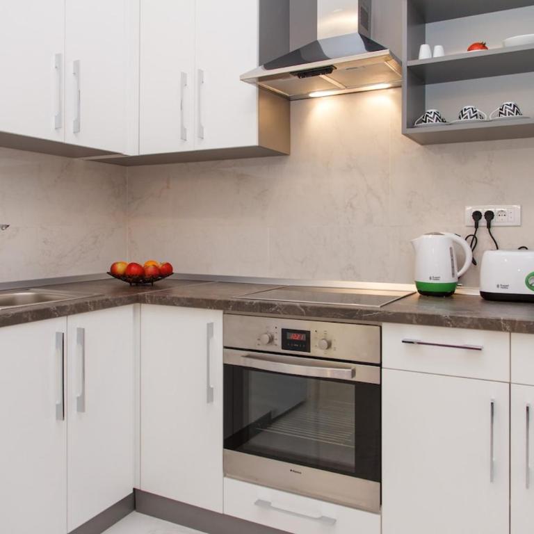 155sqm 4BR Central Belgrade Apartment for 9 Guests - Apartment - 26