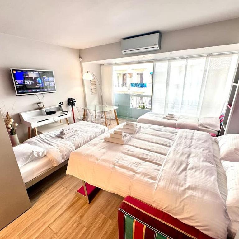 Studio at the heart of Carre D'or 2 mins Sea Wi-fi - Appartement - 1