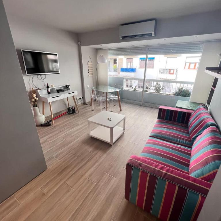 Studio at the heart of Carre D'or 2 mins Sea Wi-fi - Appartement - 2